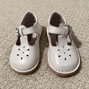 L’Amour Mary Jane Toddler Shoes Size 6